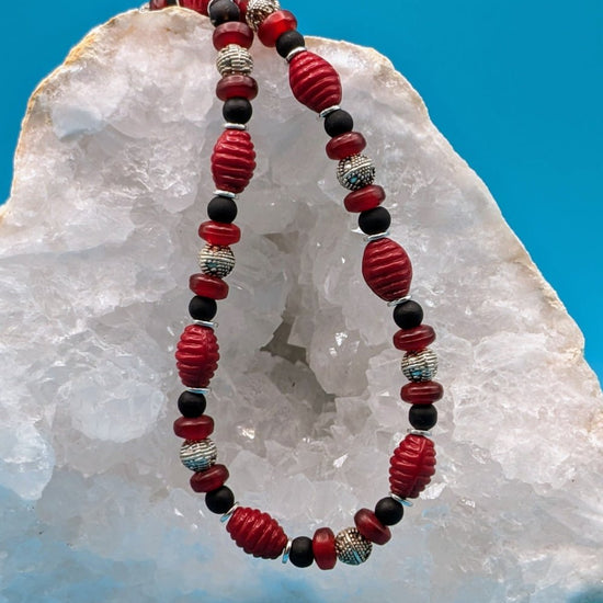 Crimson Hive Necklace - Neqromance