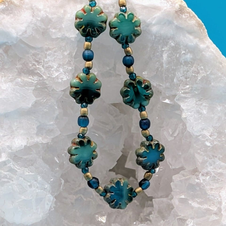 GLN4038 Green table cut cactus flower - Neqromance