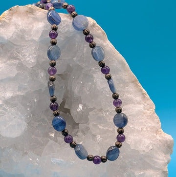 GMN5026 Kyanite coin and Amethyst - Neqromance