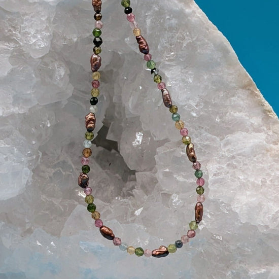 Blush Horizon Necklace - Neqromance