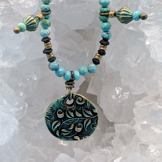 GMN5027 Turquoise and Antique Gold with Pendant - Neqromance