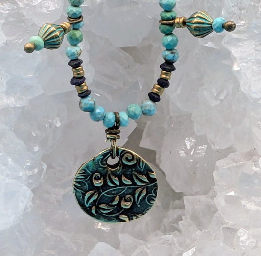 GMN5027 Turquoise and Antique Gold with Pendant - Neqromance