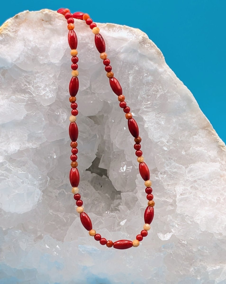 Red necklace - Neqromance