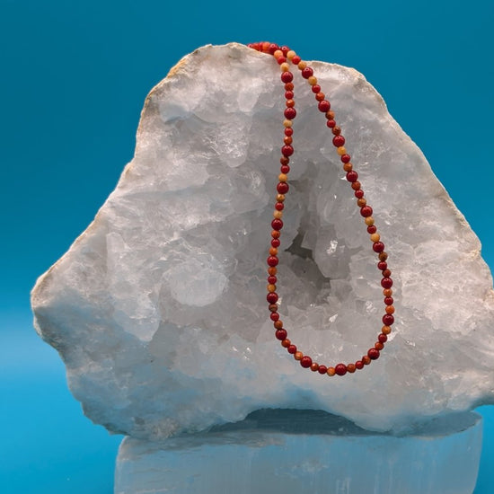 Red necklace - Neqromance