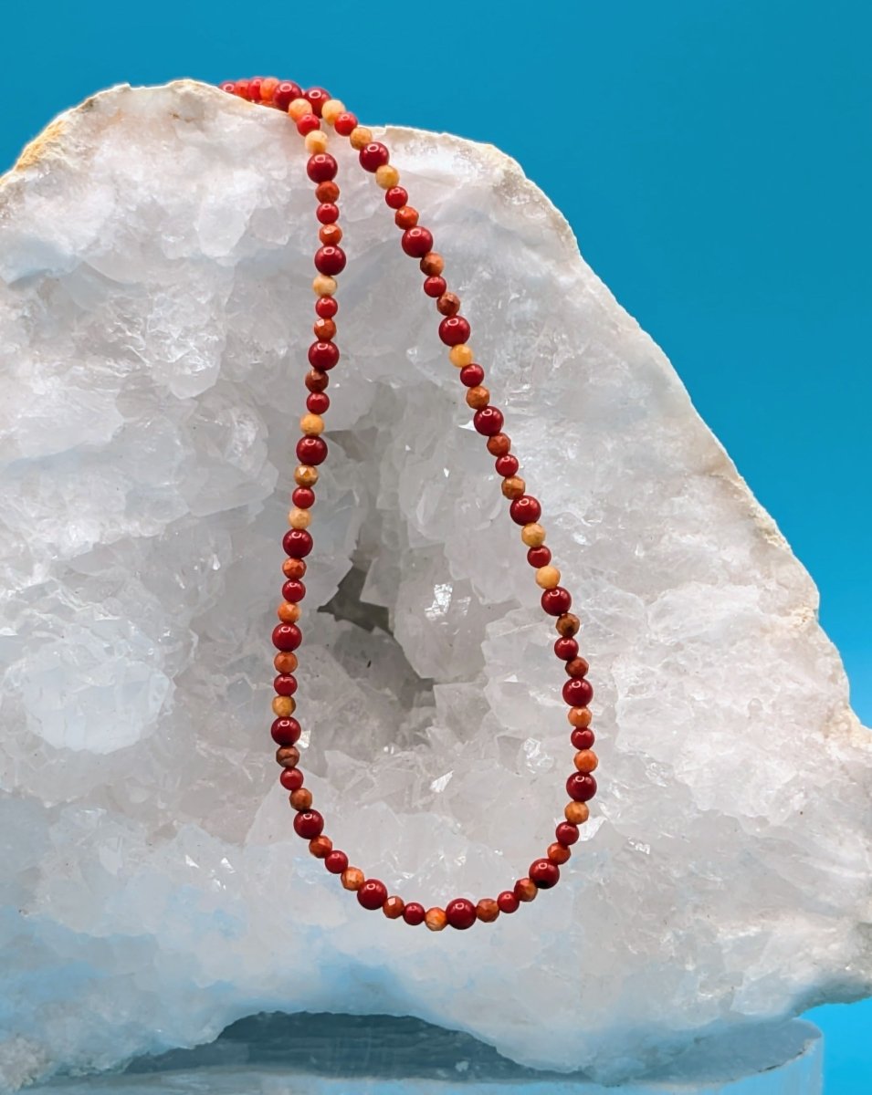 Red necklace - Neqromance