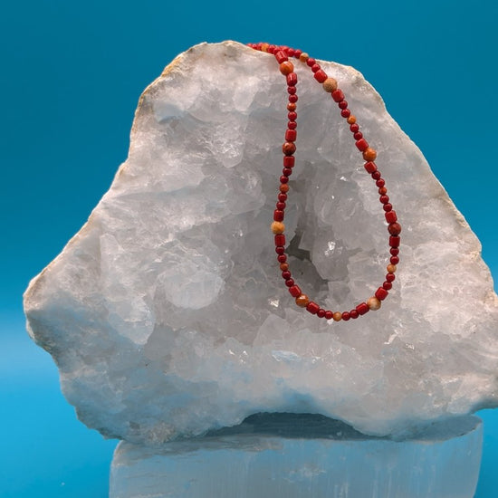 Red necklace - Neqromance