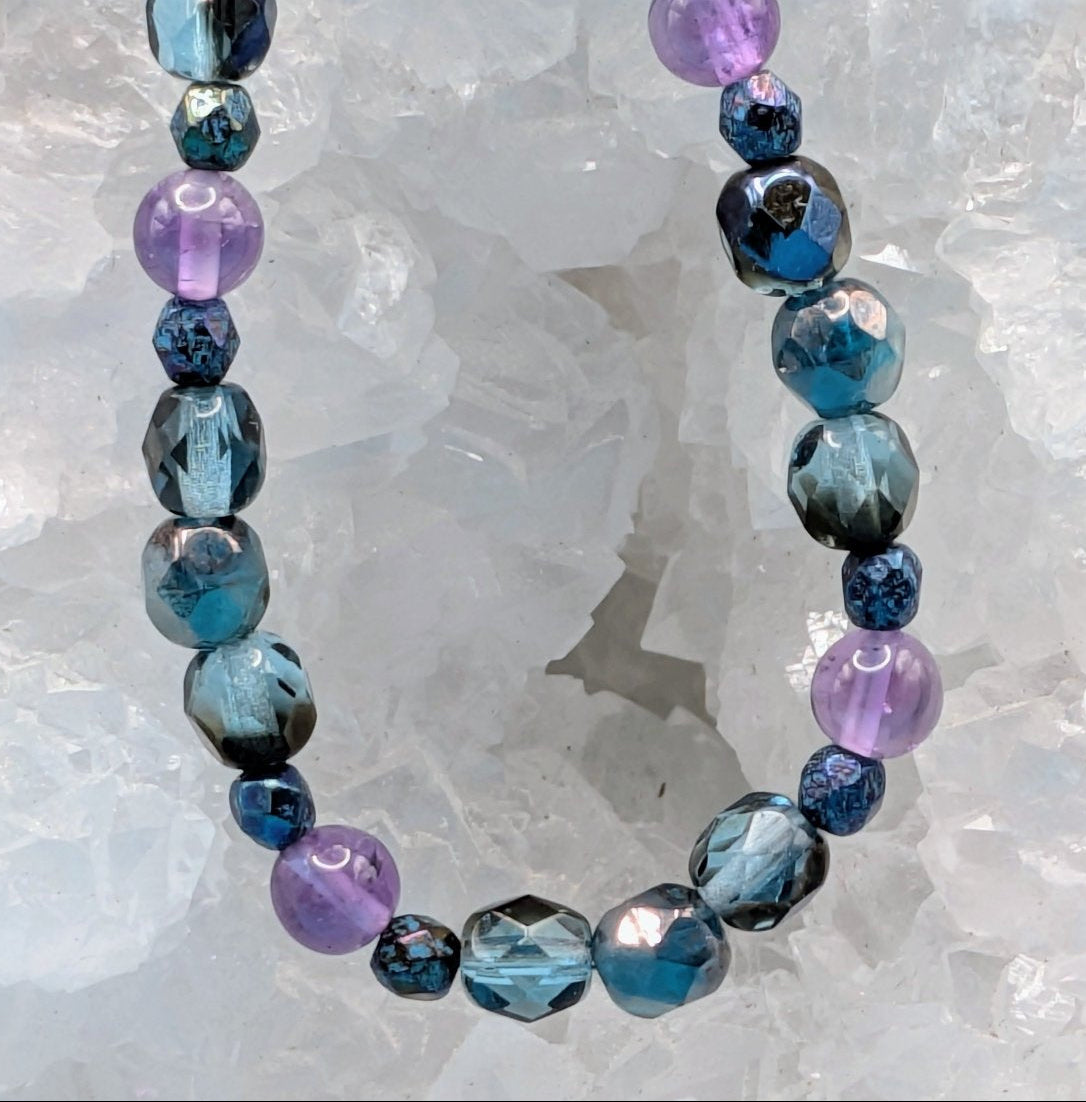 Amethyst & Teal glass beads - Neqromance