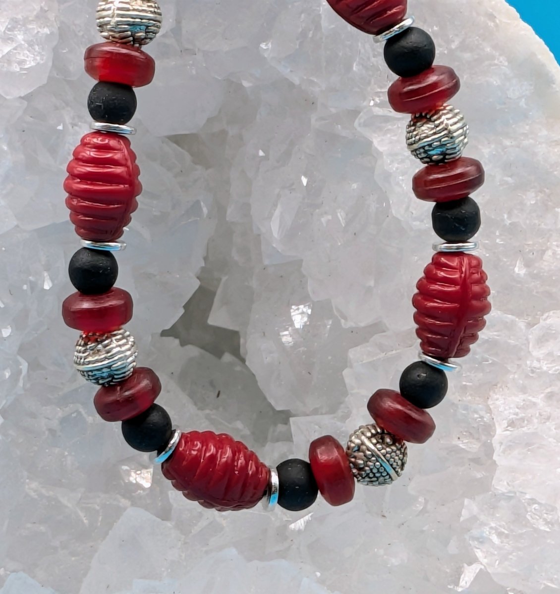Crimson Hive Necklace - Neqromance