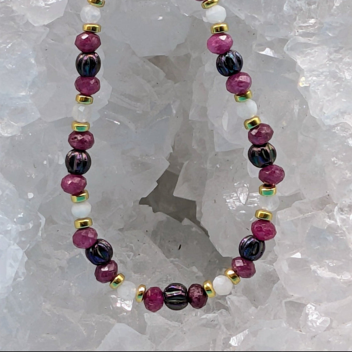Ruby & Moonstone necklace - Neqromance