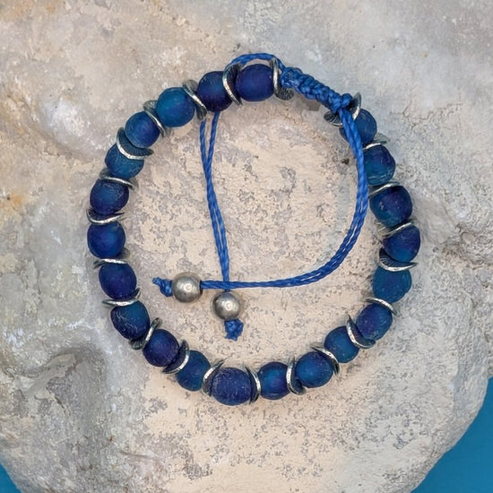 Blue & Silver Recycled bracelet - Neqromance