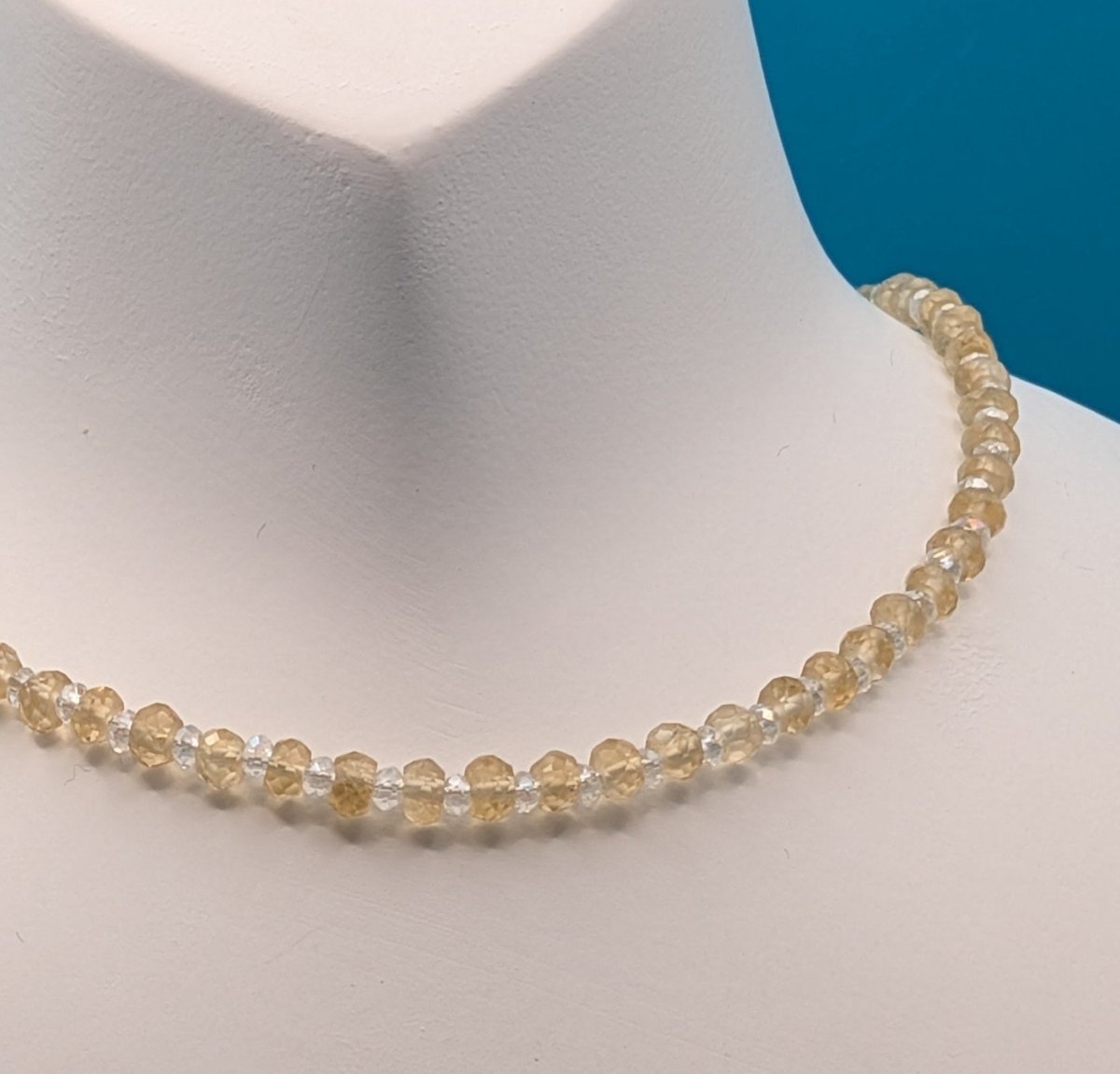 Golden Sunshine Necklace - NEQromance