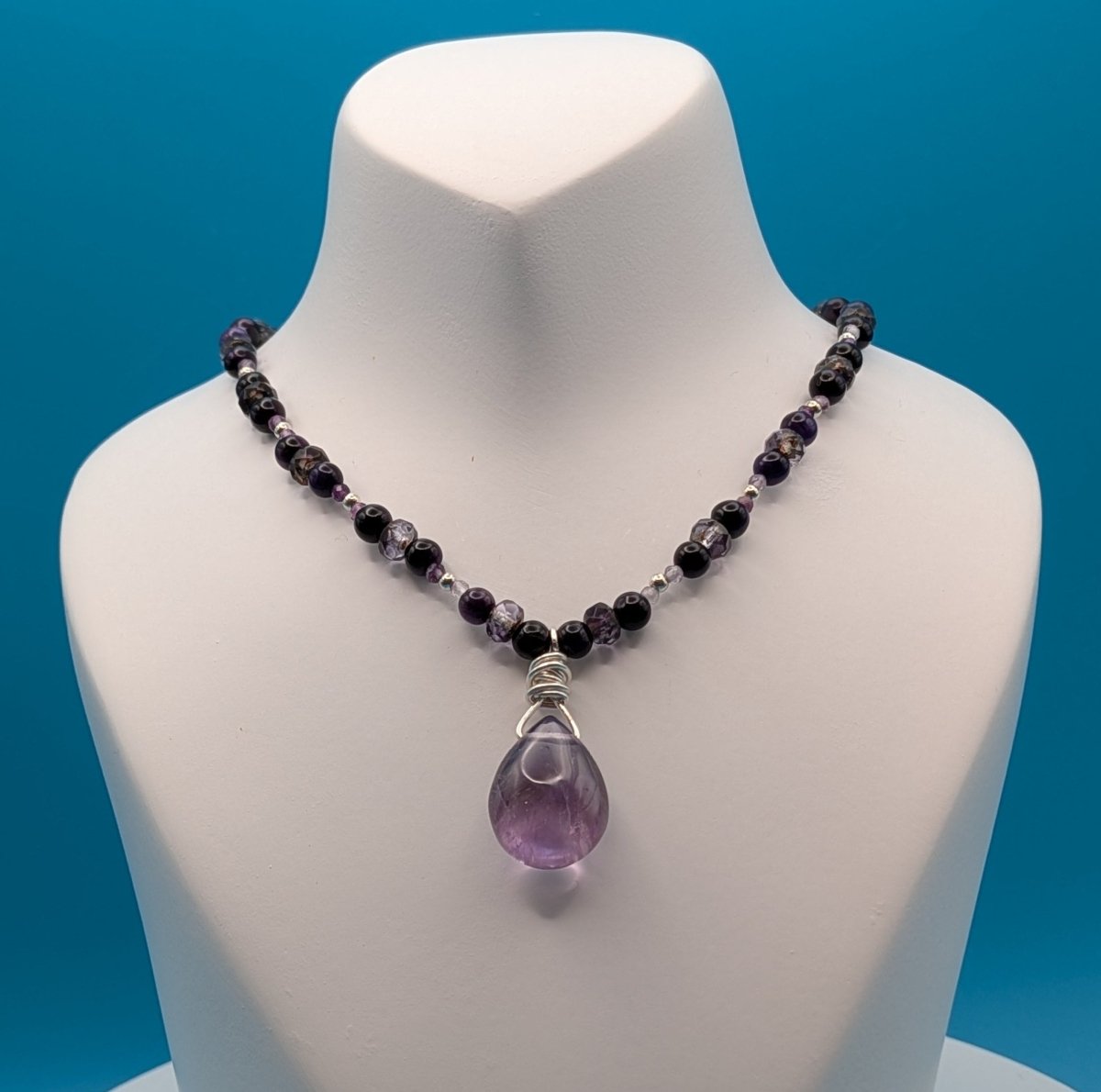 Lilac Drop Necklace - NEQromance