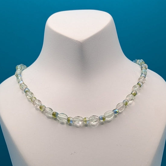 Verdant Light Necklace - NEQromance