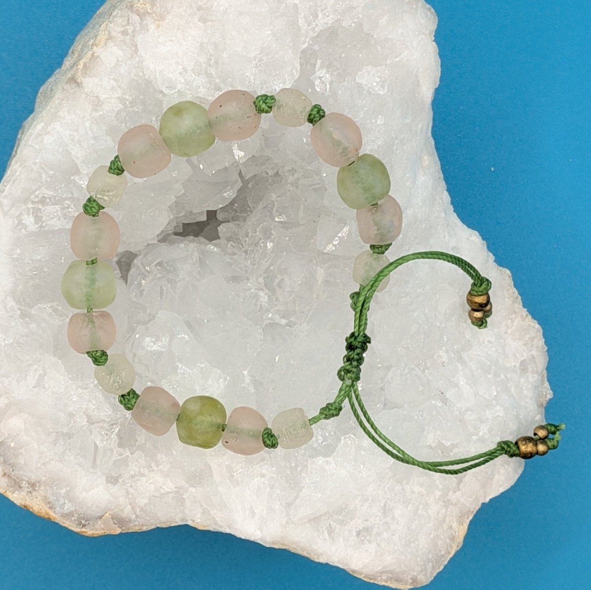 Spring Bud Bracelet - NEQromance